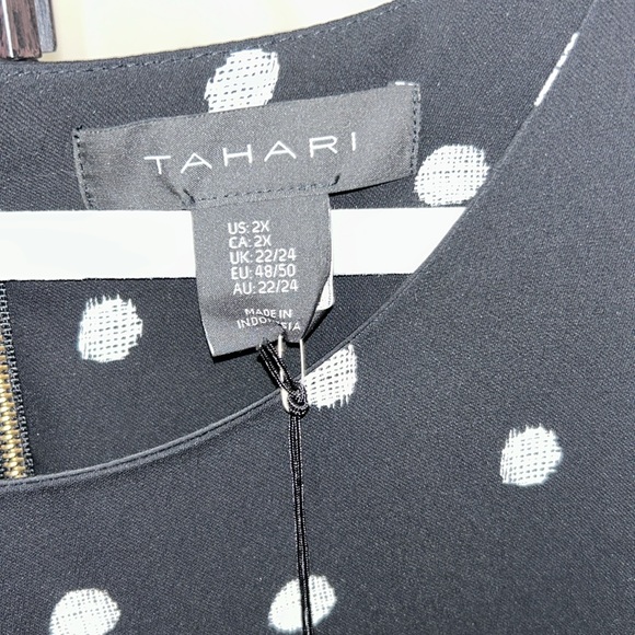 Plus size Ladies Tahari dress size 2X NWT black/ white - Picture 2 of 4